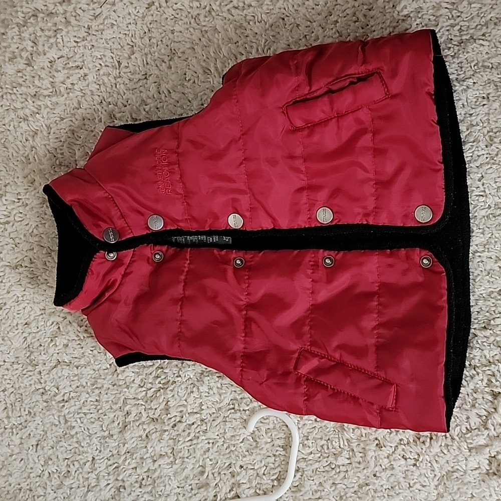 Kenneth Cole Reaction Button-down Vest, size 18M